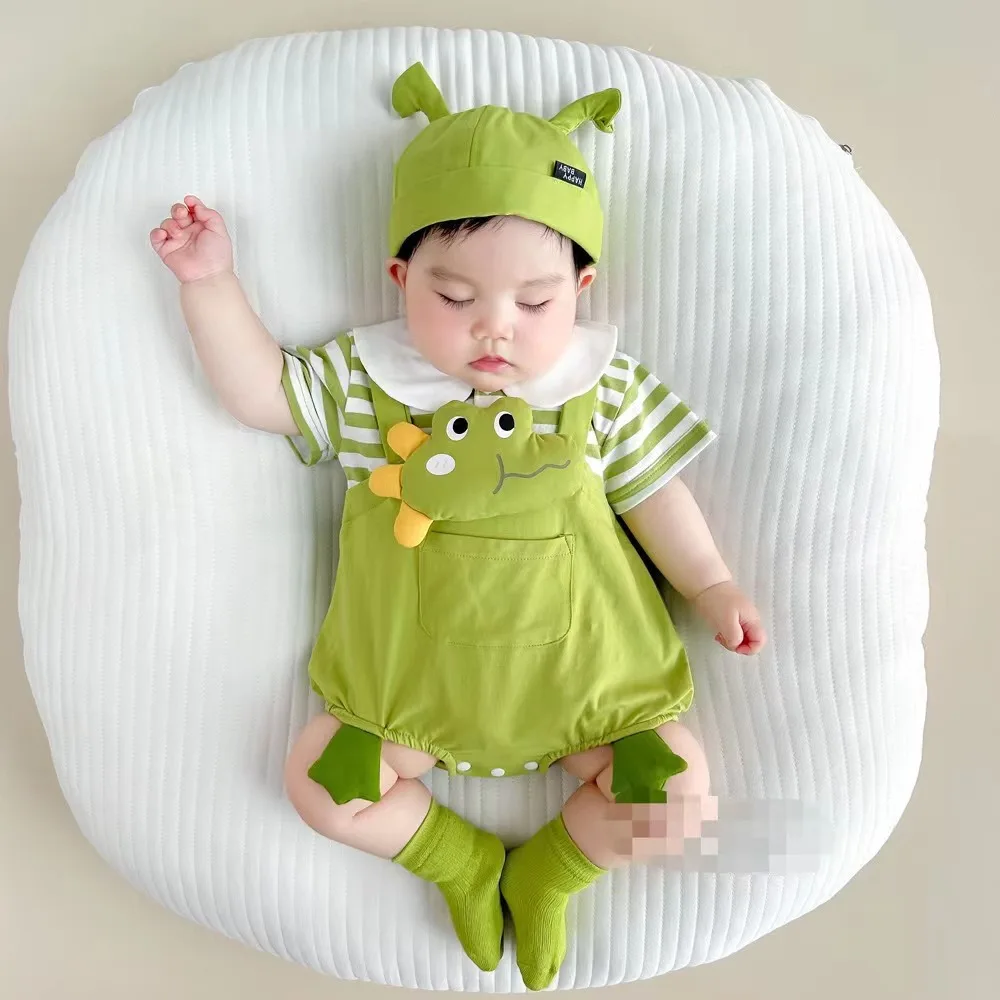 Boys Babies Summer Short Sleeved Rompers Boys and Girls Baby Triangle Crawling Clothes Summer Newborn Fashion Cartoon Clothes
Boys Babies Summer Short Sleeved Rompers Boys and Girls Baby Triangle Crawling Clothes Summer Newborn Fashion Cartoon Clothes