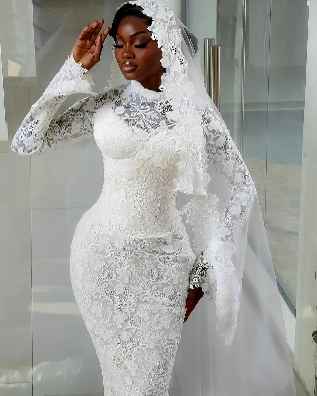Customized Lace Appliques Tull Wedding Dresses 2025O Neck Mermaid Bridal Dress Bride Evening Party Dress Black Girls
Customized Lace Appliques Tull Wedding Dresses 2025O Neck Mermaid Bridal Dress Bride Evening Party Dress Black Girls