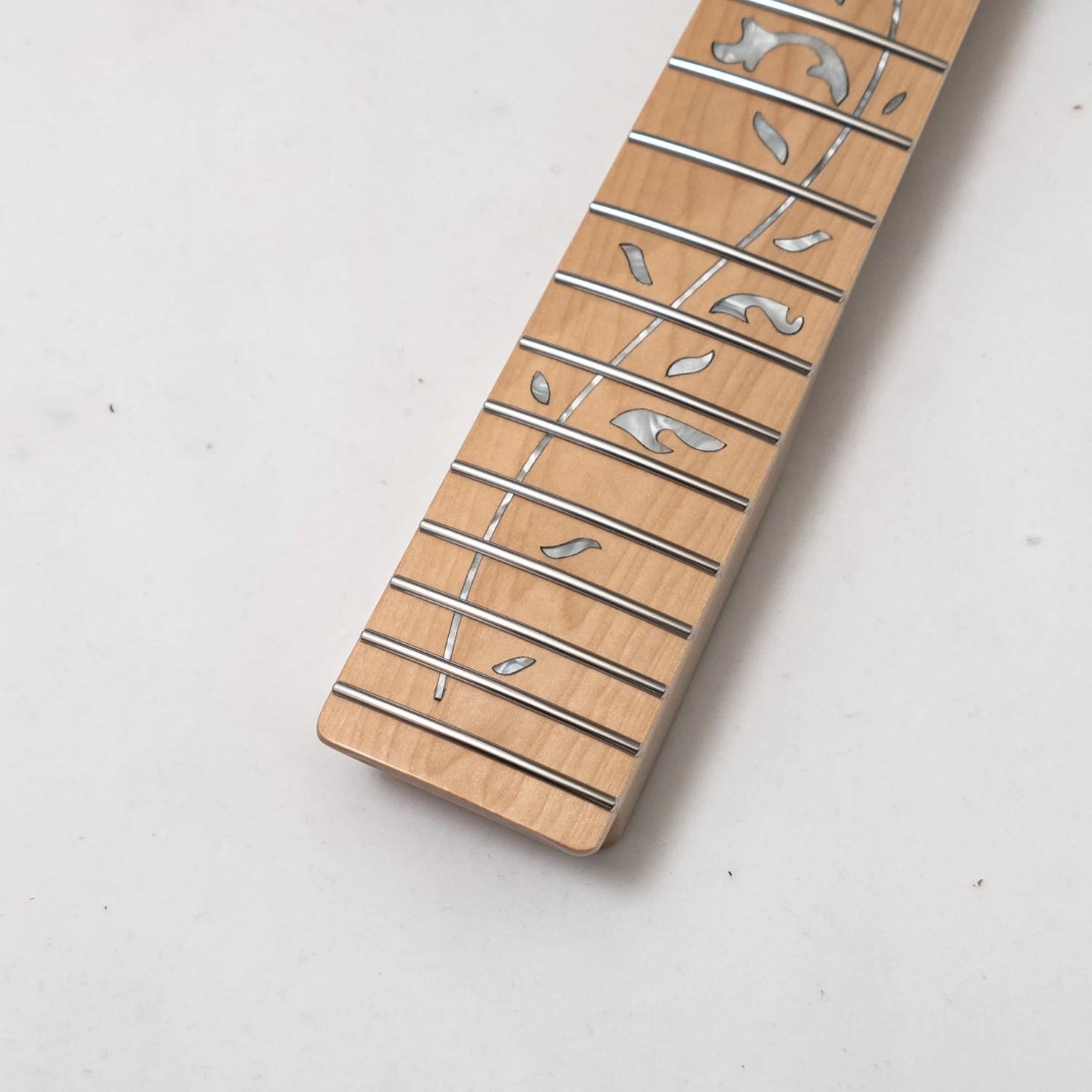 Maple Guitar Neck 25.5" 22 Frets Stainless Steel Maple Fingerboard Tree of Life Bone Nut Modern C Right Hand Bolt On Neck
Maple Guitar Neck 25.5" 22 Frets Stainless Steel Maple Fingerboard Tree of Life Bone Nut Modern C Right Hand Bolt On Neck
