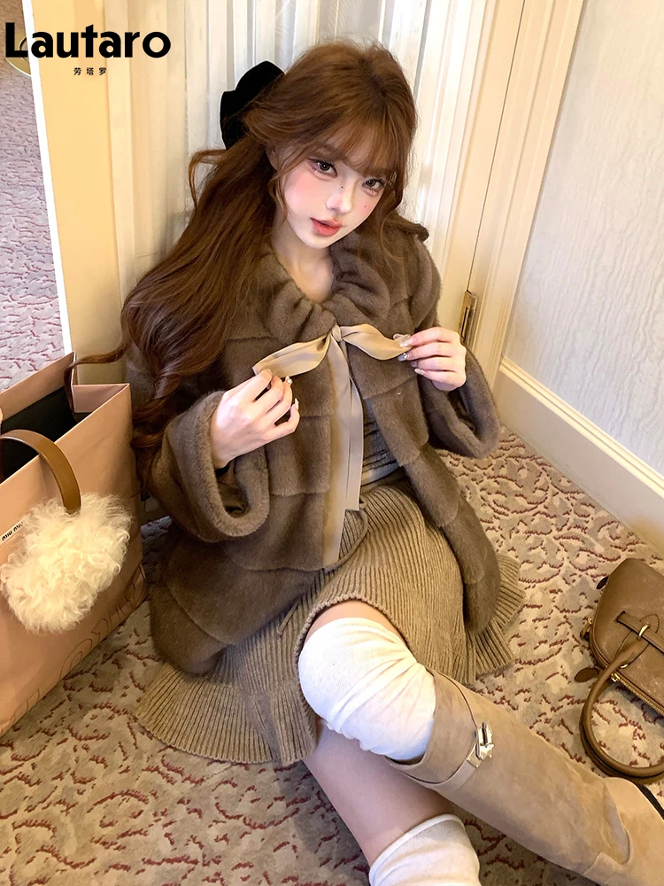 Lautaro Autumn Winter Thick Warm Soft Striped Brown Faux Mink Fur Coat Women Bow Elegant Sweet Cute Luxury Fluffy Jacket 2026
Lautaro Autumn Winter Thick Warm Soft Striped Brown Faux Mink Fur Coat Women Bow Elegant Sweet Cute Luxury Fluffy Jacket 2026
