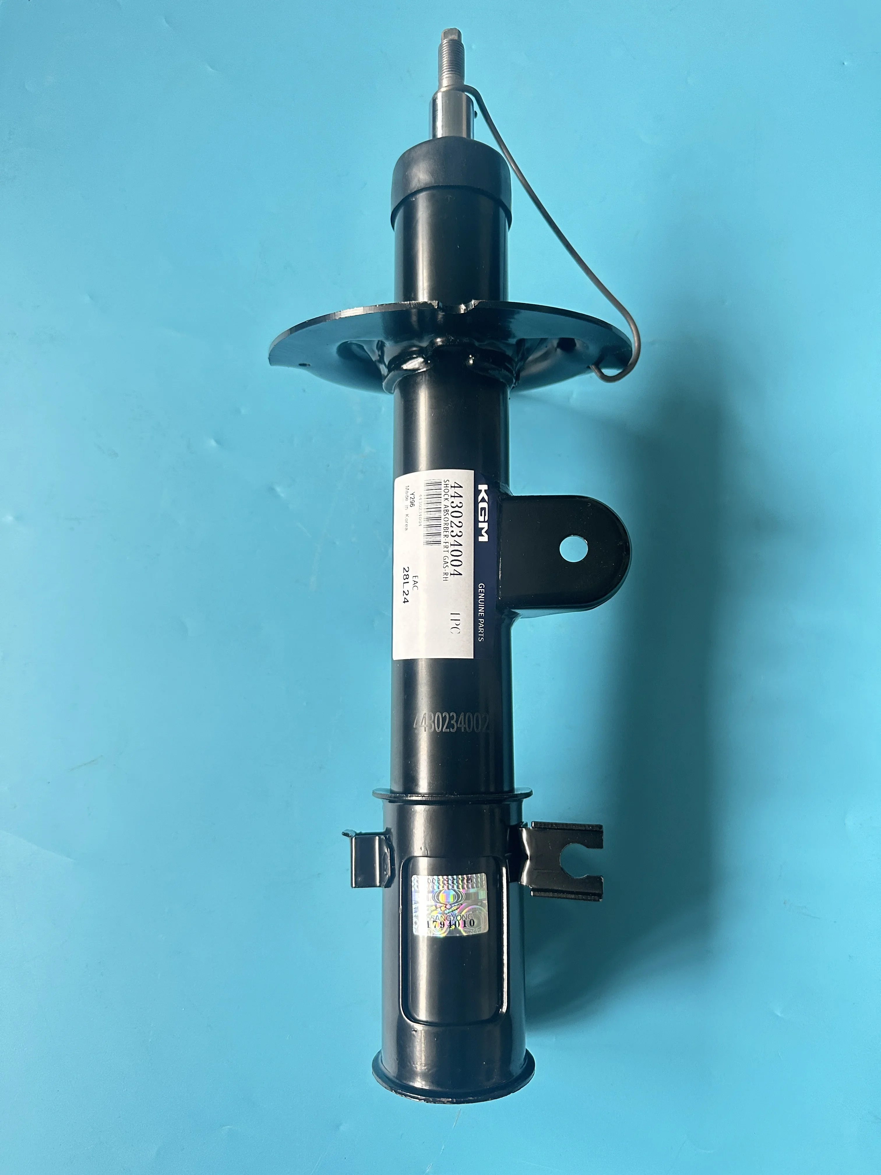 Амортизатор передний левый 4430134004, правый 4430234004 для Ssangyong Korando C (New Actyon)
Амортизатор передний левый 4430134004, правый 4430234004 для Ssangyong Korando C (New Actyon)