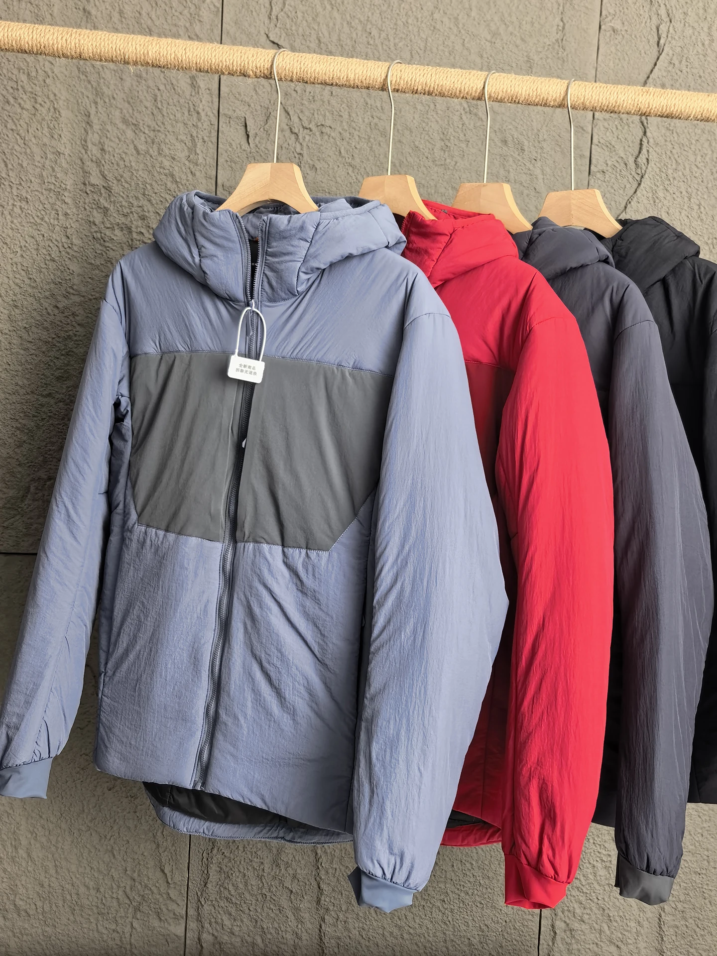 Outdoor Lightweight Water-Resistant Cotton Jaet Hooded Thiened Snowsports Coat for Men Youth Faion Warmth Youth Trend
Outdoor Lightweight Water-Resistant Cotton Jaet Hooded Thiened Snowsports Coat for Men Youth Faion Warmth Youth Trend