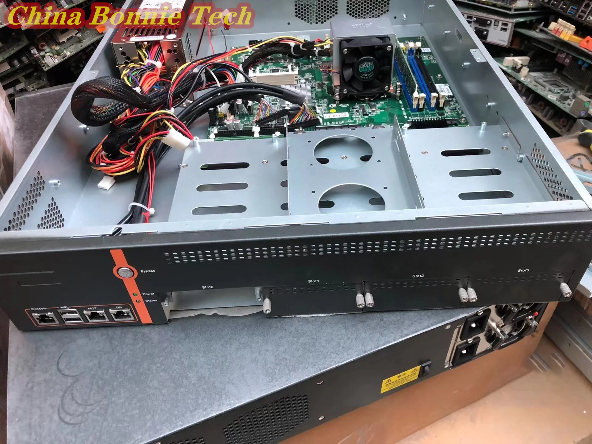 R1S2-5300V4V P1S-2300V-R 300W,One Frame + Two Redundant Power
R1S2-5300V4V P1S-2300V-R 300W,One Frame + Two Redundant Power