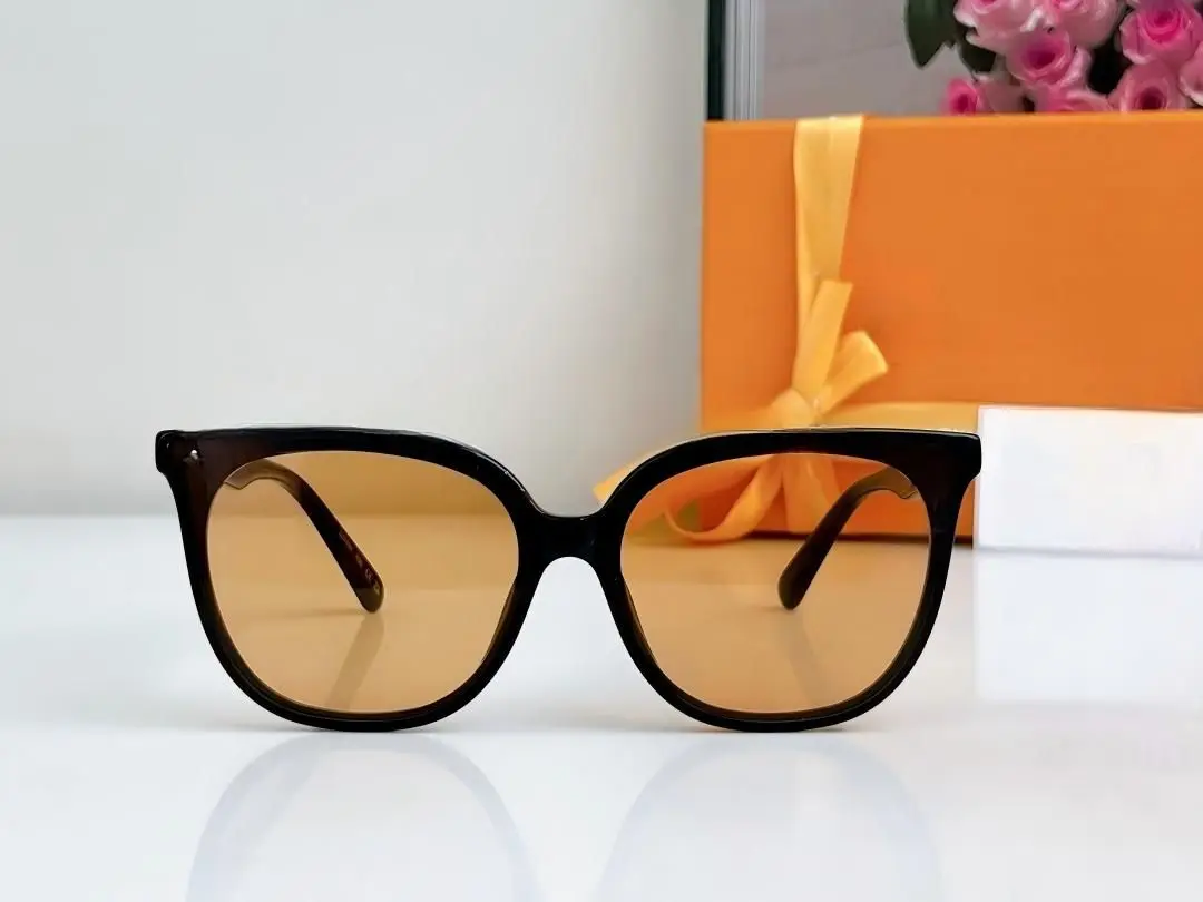 Квадратные солнцезащитные очки с светло-коричневыми линзами, ацетатная оправа, повседневные люксовые очки для ежедневных прогулок и поездок на работу
Квадратные солнцезащитные очки с светло-коричневыми линзами, ацетатная оправа, повседневные люксовые очки для ежедневных прогулок и поездок на работу