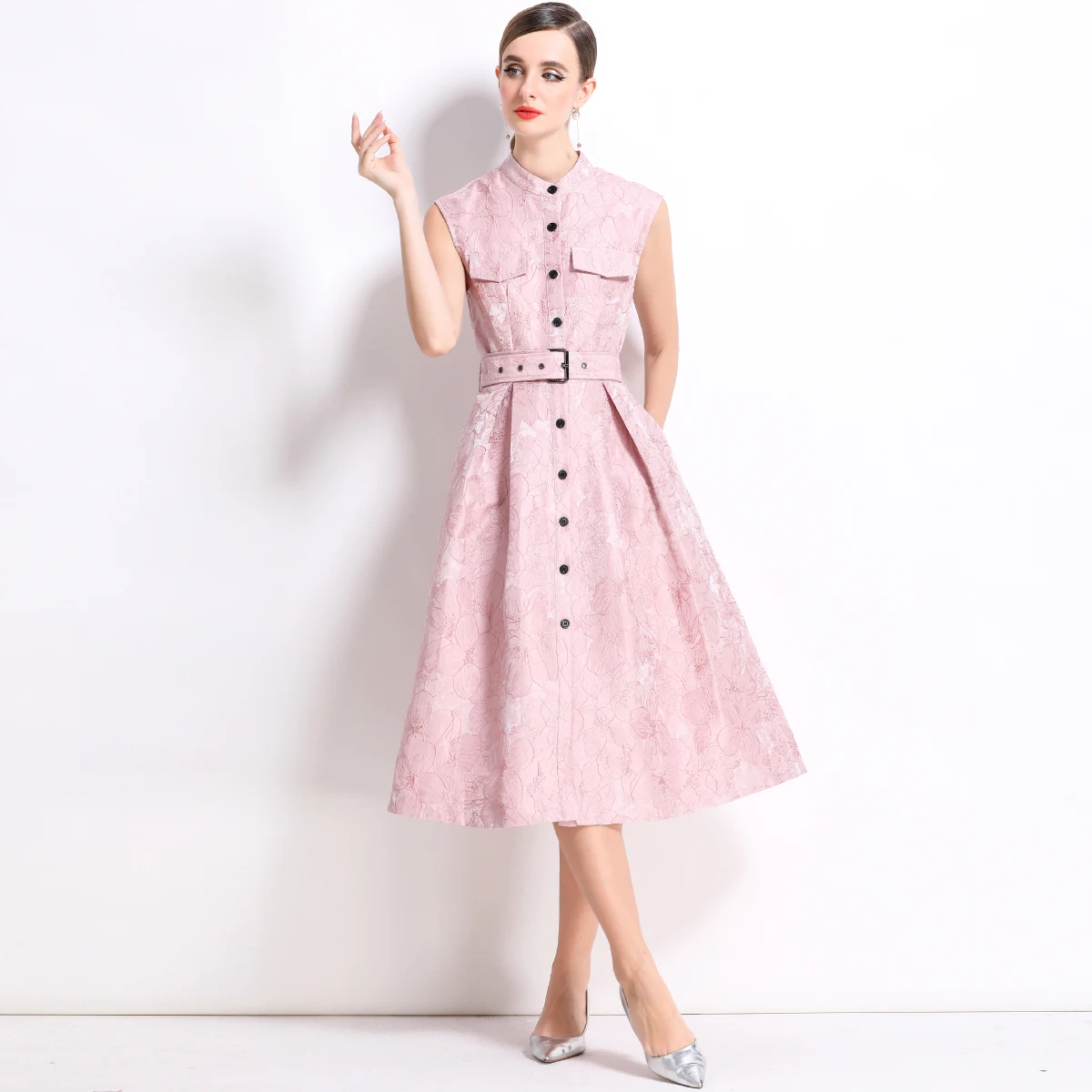 Summer Elegant Floral Jacquard Midi Dress For Women's Sleeveless A-Line Beach Sundress Party Vestido Female High Waist Belt Robe
Summer Elegant Floral Jacquard Midi Dress For Women's Sleeveless A-Line Beach Sundress Party Vestido Female High Waist Belt Robe