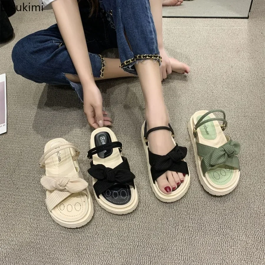 New 2025 Women's Summer Casual Sandals Butterfly-Knot Design Beach Outwear Summer Shoes Platform Roman Lady Sandals Flat Shoes
New 2025 Women's Summer Casual Sandals Butterfly-Knot Design Beach Outwear Summer Shoes Platform Roman Lady Sandals Flat Shoes