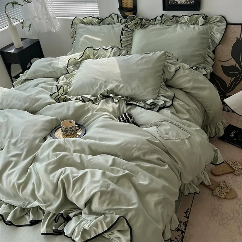 2025 summer ice silk Korean large lace washed silk four-piece set lace mattress cool bed sheet summer bedding
2025 summer ice silk Korean large lace washed silk four-piece set lace mattress cool bed sheet summer bedding