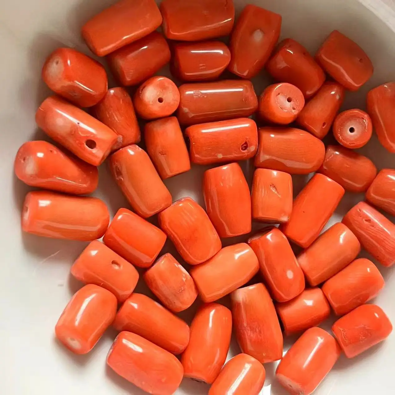 2pieces red orange Coral pillar full hole beads10-12*15-20mm Wholesale for DIY for jewelry 38cm gems stone
2pieces red orange Coral pillar full hole beads10-12*15-20mm Wholesale for DIY for jewelry 38cm gems stone