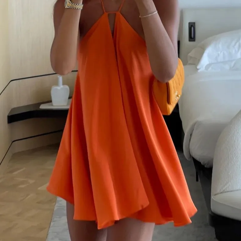 Elegant Party Dress Spaghetti Strap Orange Evening Dresses V Neck High Waist Mini Dress Backless A Line with Tie Back Detail
Elegant Party Dress Spaghetti Strap Orange Evening Dresses V Neck High Waist Mini Dress Backless A Line with Tie Back Detail