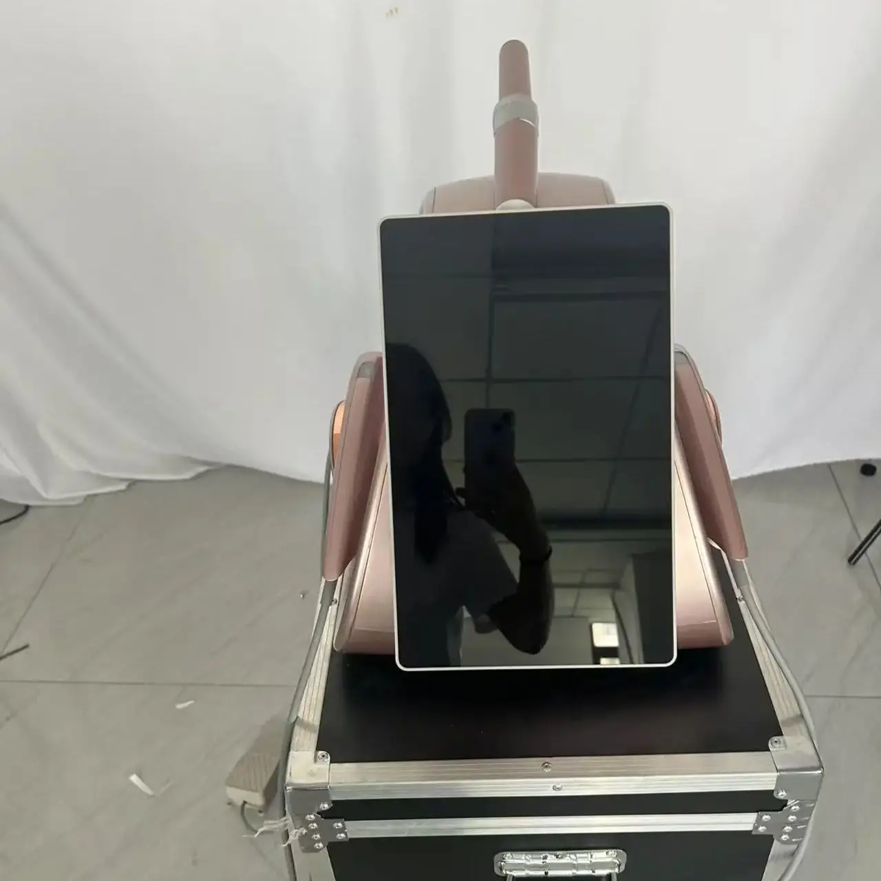 12D TT Beauty SPA machine with 10 cartridges and 3 handles
12D TT Beauty SPA machine with 10 cartridges and 3 handles