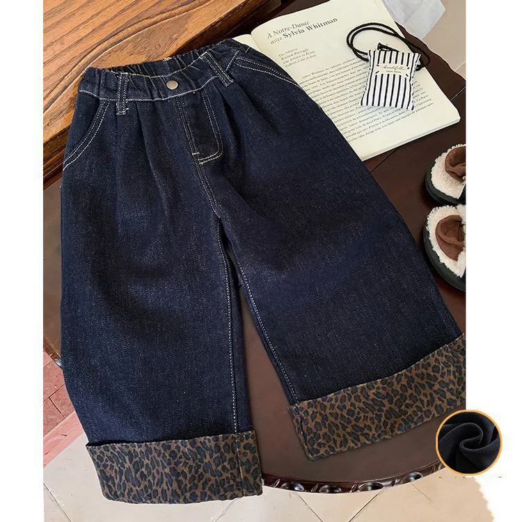 Children Girl Autumn Winter Velvet Jeans Thicken Patchwork Leopard Print Kid Girl Trouser Wide Leg Soft 1-8Y Girl Straight Pants
Children Girl Autumn Winter Velvet Jeans Thicken Patchwork Leopard Print Kid Girl Trouser Wide Leg Soft 1-8Y Girl Straight Pants