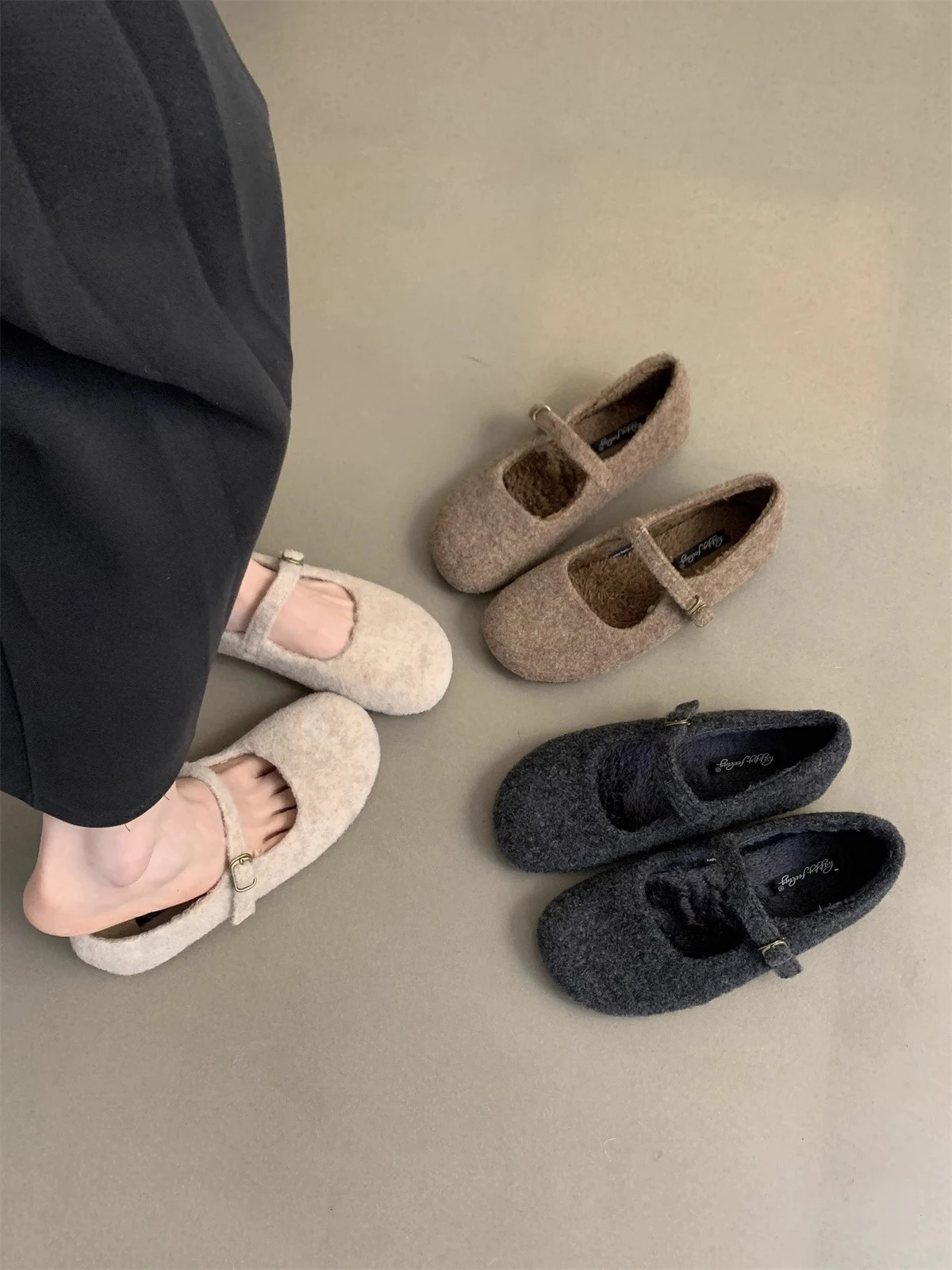 Winter Warm Wool Mary Jane Shoes Ladies Brand Design Elegant Plush Loafers Fashion Square Toe Fleece Flet Ballet Flats Woman
Winter Warm Wool Mary Jane Shoes Ladies Brand Design Elegant Plush Loafers Fashion Square Toe Fleece Flet Ballet Flats Woman