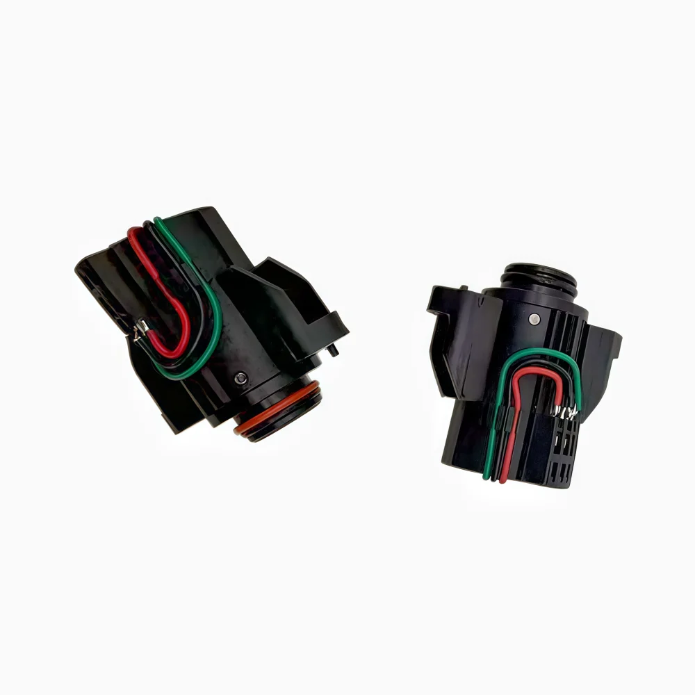 Urea pressure sensor is suitable for the urea nozzles of Mercedes-Benz trucks.A0001405339 A0001405439 A0001407439
Urea pressure sensor is suitable for the urea nozzles of Mercedes-Benz trucks.A0001405339 A0001405439 A0001407439