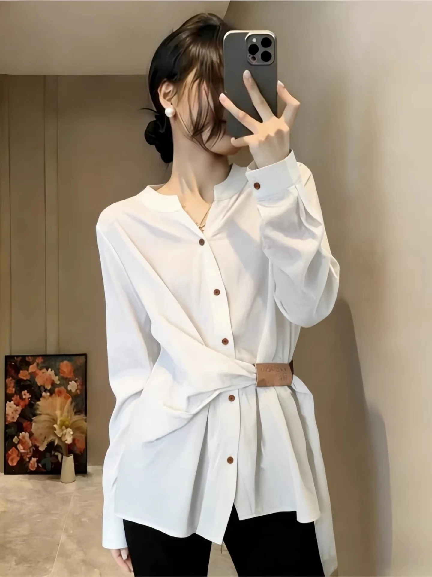 White V-Neck Long Sleeve Base Shirt Women's Spring Autumn plus Size Flattering Design Waist-Cinching Belly-Covering Top
White V-Neck Long Sleeve Base Shirt Women's Spring Autumn plus Size Flattering Design Waist-Cinching Belly-Covering Top