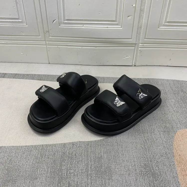 Thick Bottom Color round Head Beach Magic Tape Fashion Street Flat Heel Versatile Outdoor Wear One Strap Sandals
Thick Bottom Color round Head Beach Magic Tape Fashion Street Flat Heel Versatile Outdoor Wear One Strap Sandals