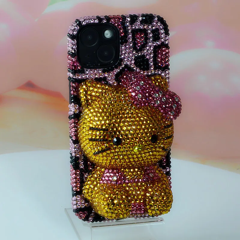 Manual Rhinestone Hello Kitty Sanrio Cartoon Kt for Iphone 17 16Promax 15 14 Phone Case Leopard Print Phone Case Girls Gift
Manual Rhinestone Hello Kitty Sanrio Cartoon Kt for Iphone 17 16Promax 15 14 Phone Case Leopard Print Phone Case Girls Gift
