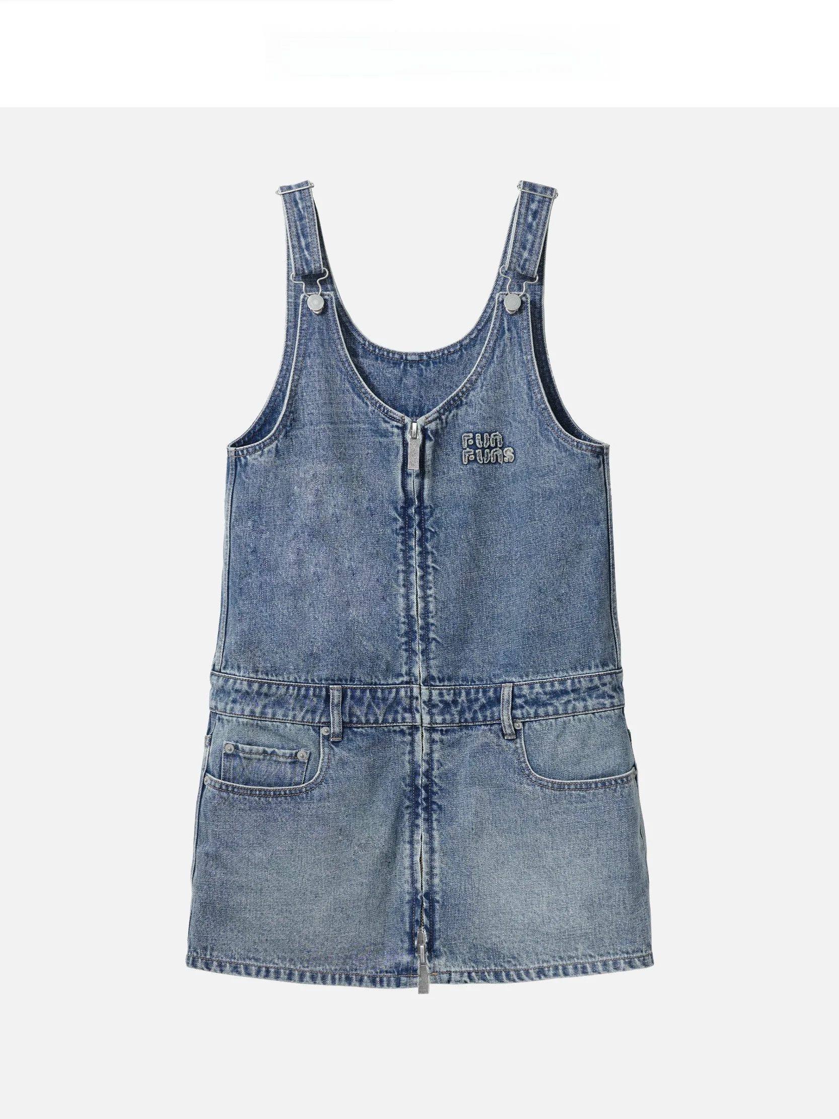 Le Samedi Blue Tainan Women's Short Denim Skirt with Double Zipper U-Neck Strap Spring 2026 New Casual Cotton Skirt
Le Samedi Blue Tainan Women's Short Denim Skirt with Double Zipper U-Neck Strap Spring 2026 New Casual Cotton Skirt