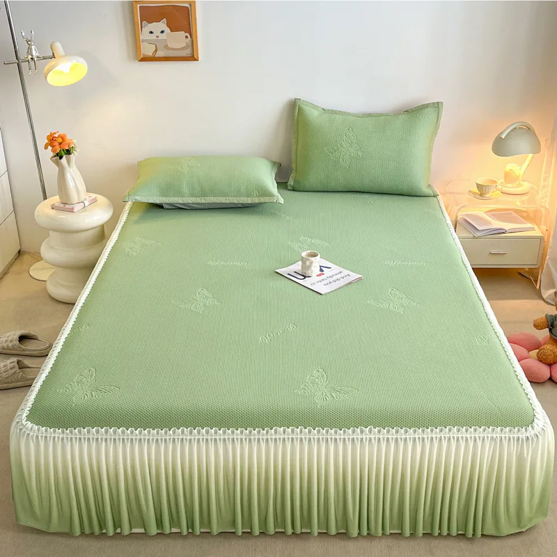 Four Seasons Universal Summer Bed Skirt Ice Silk Bedspread Three-piece Set Washable Solid Color Lace Bed Skirt Mat
Four Seasons Universal Summer Bed Skirt Ice Silk Bedspread Three-piece Set Washable Solid Color Lace Bed Skirt Mat