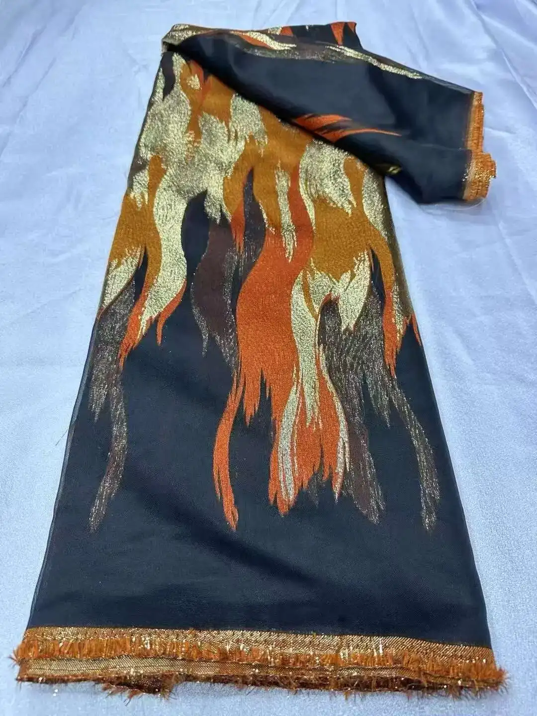 5 Yards Crown Jacquard Brocade African Damask Fabric High Quality 2025 Nigerian DIY Sewing Garment Daily Events Dress
5 Yards Crown Jacquard Brocade African Damask Fabric High Quality 2025 Nigerian DIY Sewing Garment Daily Events Dress