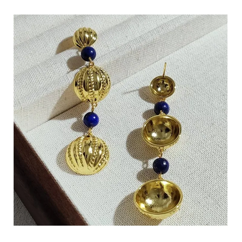 Personalized Retro Earrings, Niche Design, Long High-end Medieval Women's Earrings, Natural Blue and Natural Gold Stone Earrings
Personalized Retro Earrings, Niche Design, Long High-end Medieval Women's Earrings, Natural Blue and Natural Gold Stone Earrings