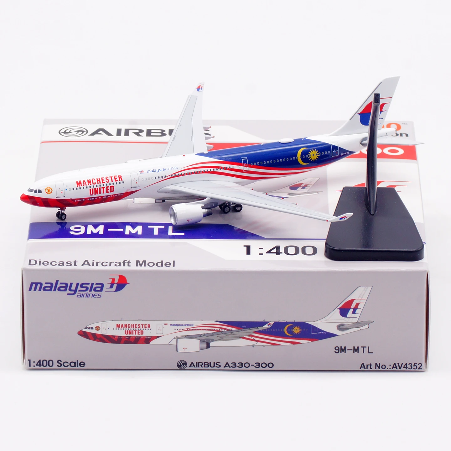 AV4352 Alloy Collectible Plane Gift Aviation 1:400 Malaysia Airlines Airbus A330-300 Diecast Aircraft Jet Model 9M-MTL & Tractor
AV4352 Alloy Collectible Plane Gift Aviation 1:400 Malaysia Airlines Airbus A330-300 Diecast Aircraft Jet Model 9M-MTL & Tractor