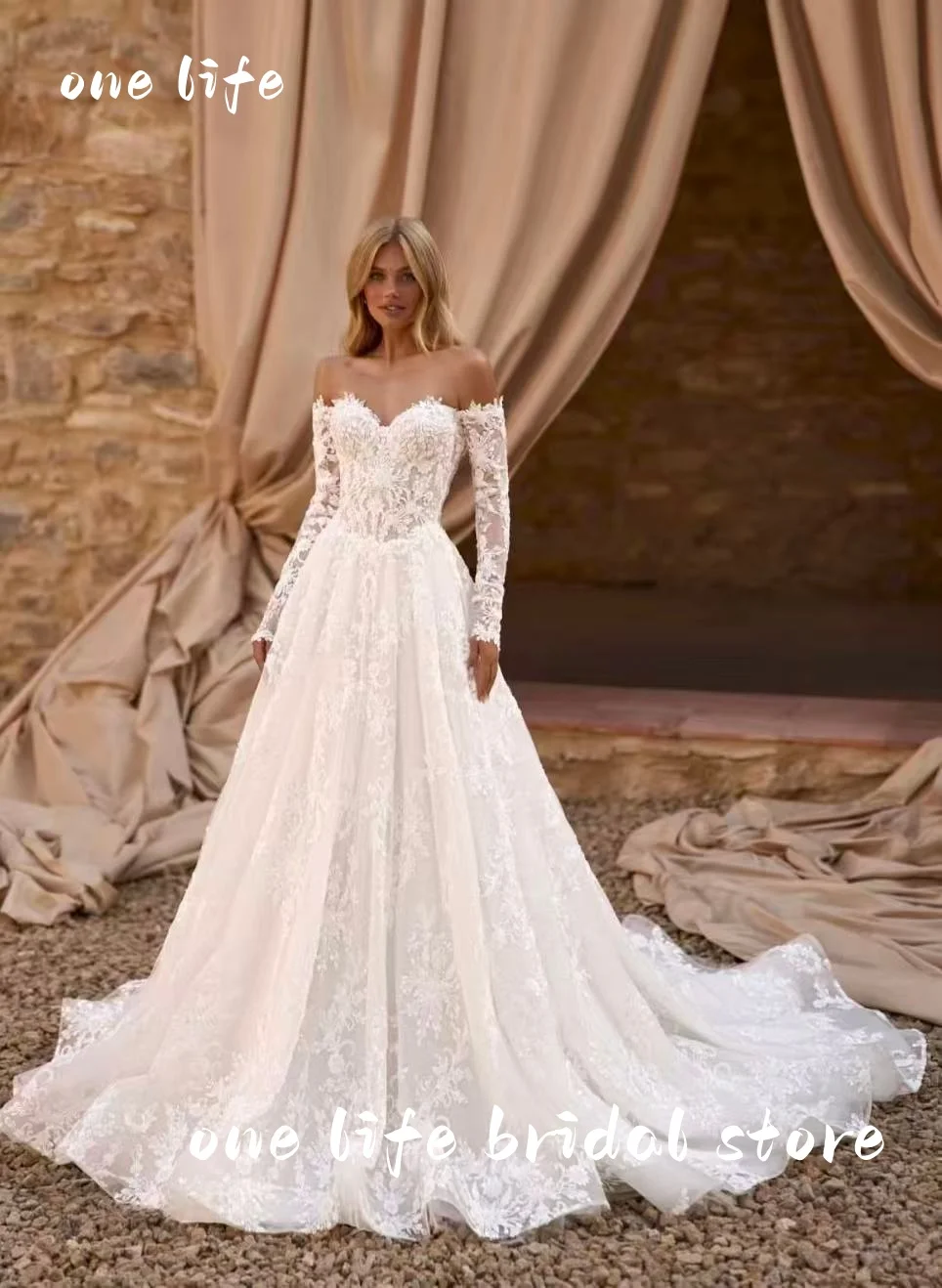 Customized Lace Wedding Dress Long Sleeve Estilo Princesa Elegantes White Bespoke Vestido Abiti Da Sposa Noiva Vestido de novia
Customized Lace Wedding Dress Long Sleeve Estilo Princesa Elegantes White Bespoke Vestido Abiti Da Sposa Noiva Vestido de novia