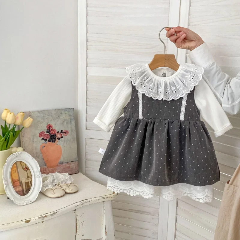 2026Spring girls' dress set, stylish and fashionable polka dot lace princess dress with long-sleeved base shirt, two-piece set
2026Spring girls' dress set, stylish and fashionable polka dot lace princess dress with long-sleeved base shirt, two-piece set