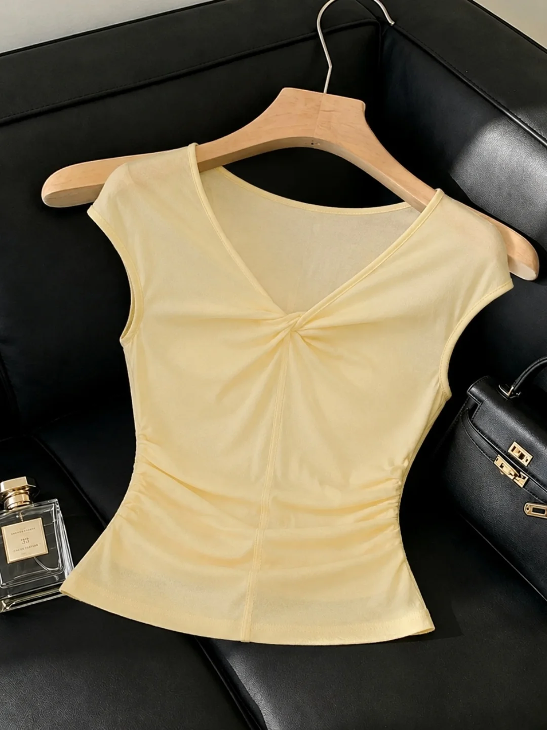 Sweet Style V-Neck Knot Slimming T-Shirt Women's Comfortable Summer Top Fashionable Youthful Short Sleeve Color
Sweet Style V-Neck Knot Slimming T-Shirt Women's Comfortable Summer Top Fashionable Youthful Short Sleeve Color