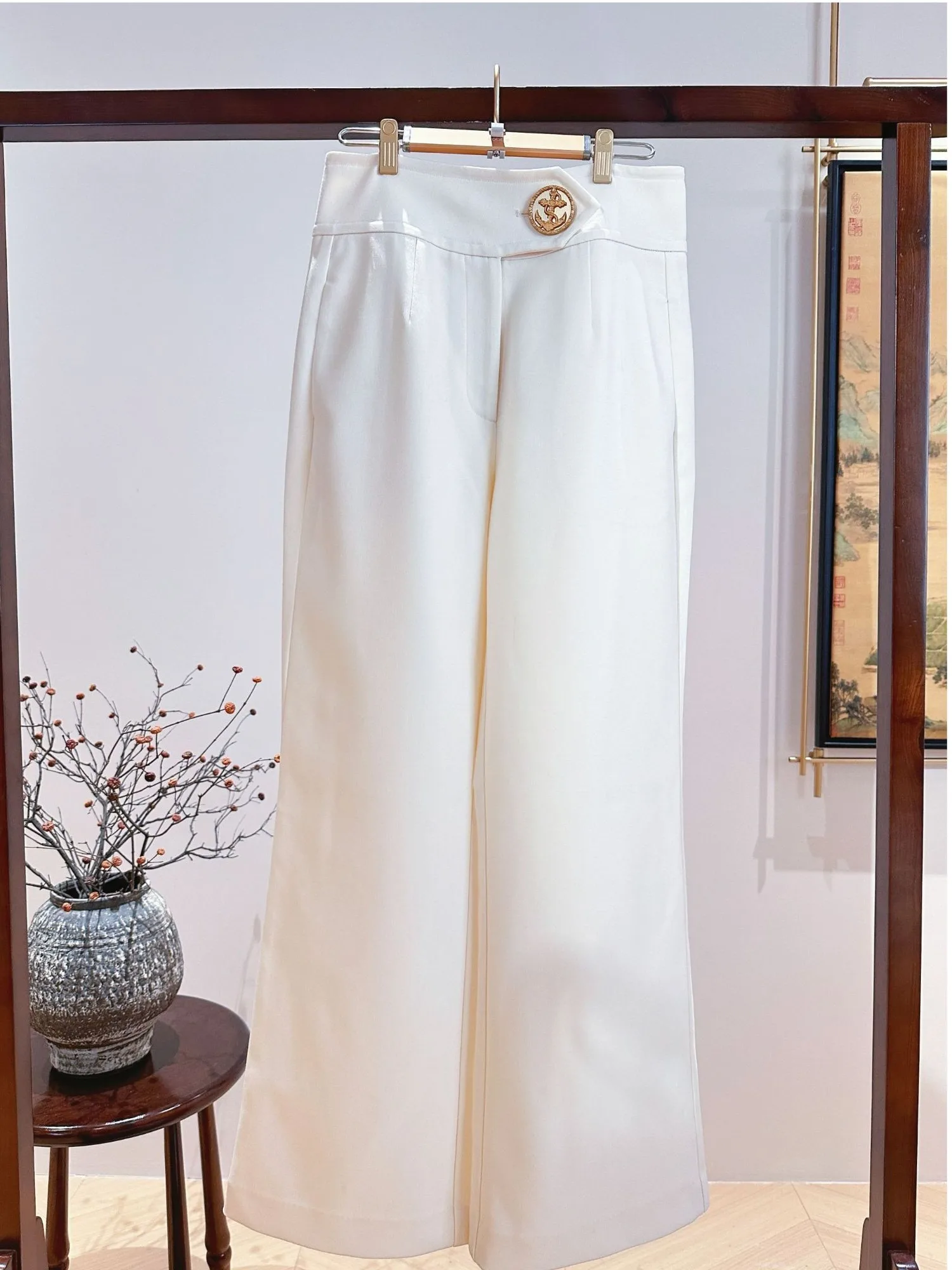 Зимние модные свободные брюки с эластичным поясом и прямыми штанинами для женщин, повседневные, из смесового полиэстера, комфортные
Зимние модные свободные брюки с эластичным поясом и прямыми штанинами для женщин, повседневные, из смесового полиэстера, комфортные