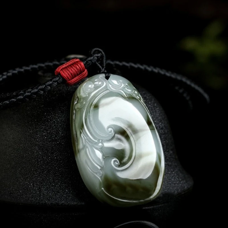 Blue and White Jade Ruyi Pendant for Men and Women Auspicious Ruyi Joker Pendant
Blue and White Jade Ruyi Pendant for Men and Women Auspicious Ruyi Joker Pendant
