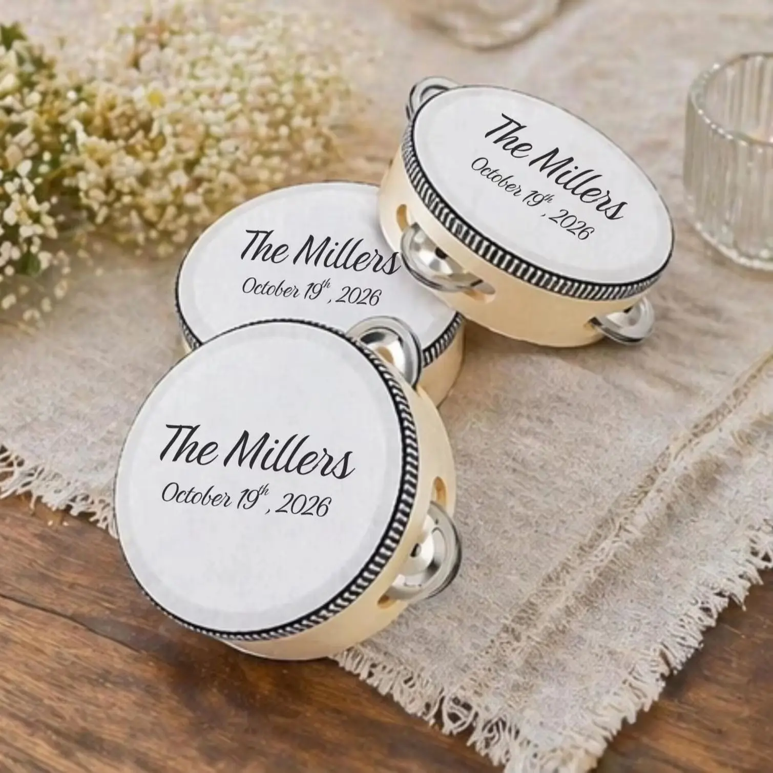 10pcs Personalised Wedding Tambourines Names And Date Bridesmaid Ceremony Guest Gift Wedding Favors Reception Decoration
10pcs Personalised Wedding Tambourines Names And Date Bridesmaid Ceremony Guest Gift Wedding Favors Reception Decoration
