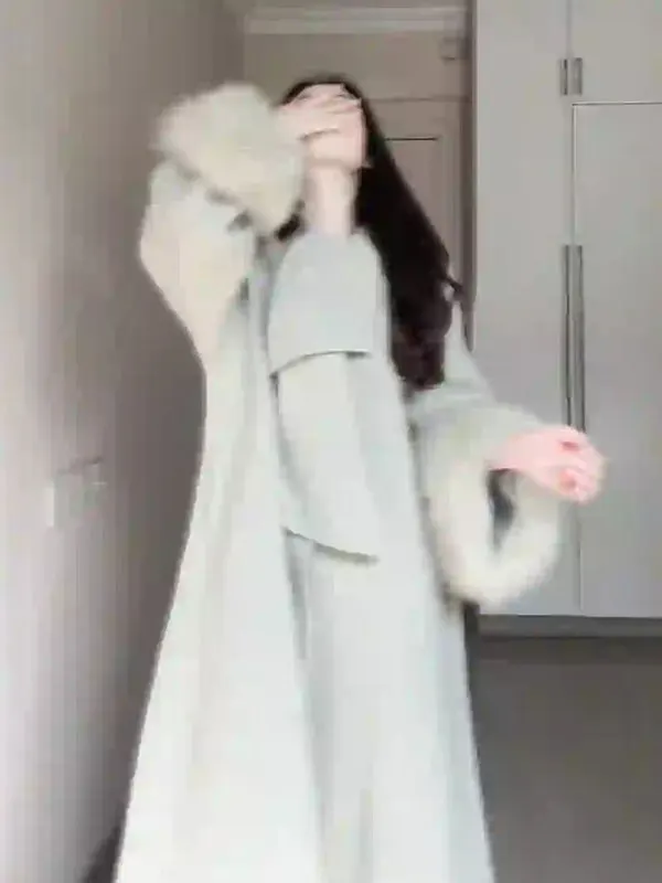 Корейское двустороннее шерстяное пальто средней длины, теплое, для женщин, прямого кроя, для повседневной носки, простой дизайн
Корейское двустороннее шерстяное пальто средней длины, теплое, для женщин, прямого кроя, для повседневной носки, простой дизайн