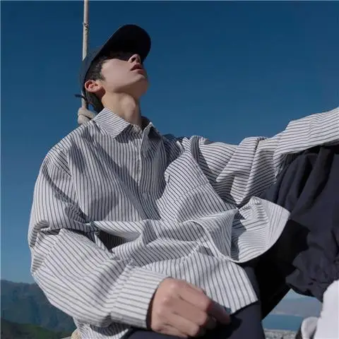 Cotton Linen Contrast Color Shirts for Men Summer Pocket Long Sleeve Casual Stripe Shirt Mens Business Holiday Breathable C86
Cotton Linen Contrast Color Shirts for Men Summer Pocket Long Sleeve Casual Stripe Shirt Mens Business Holiday Breathable C86
