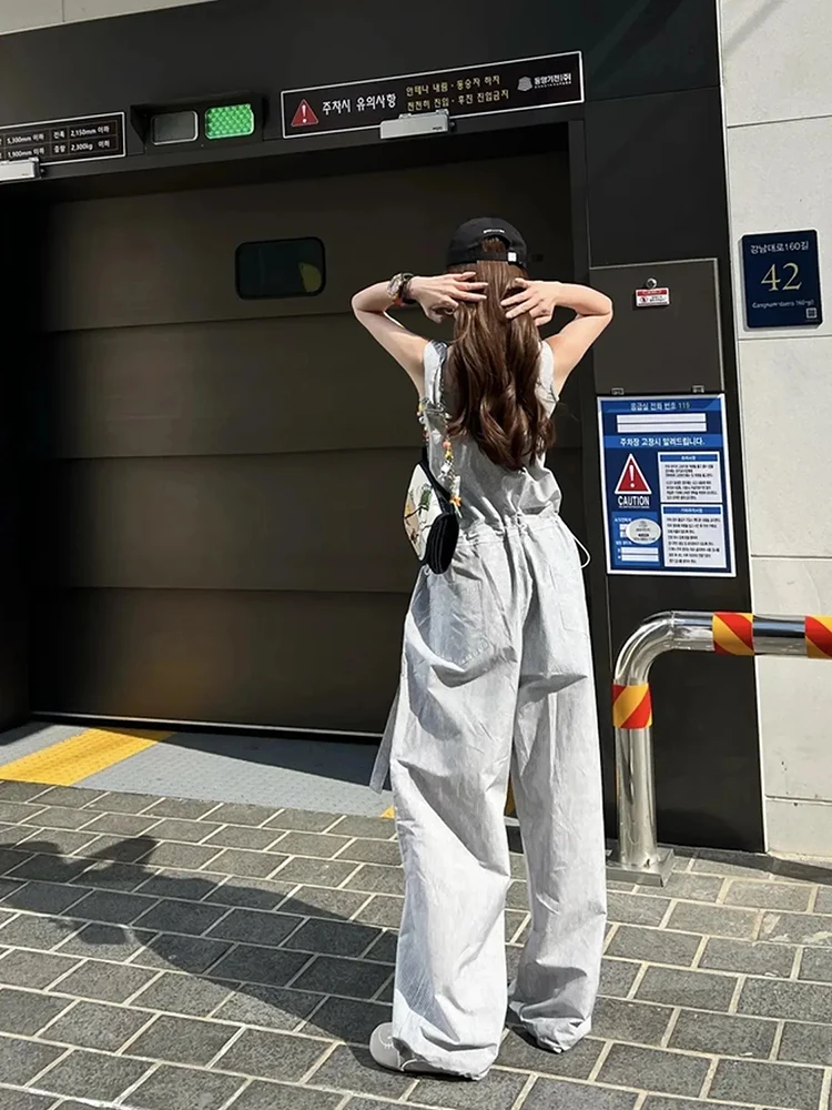 Korean version simple striped casual shoulder strap jumpsuit women in summer 2025 popular trend niche design long pants
Korean version simple striped casual shoulder strap jumpsuit women in summer 2025 popular trend niche design long pants