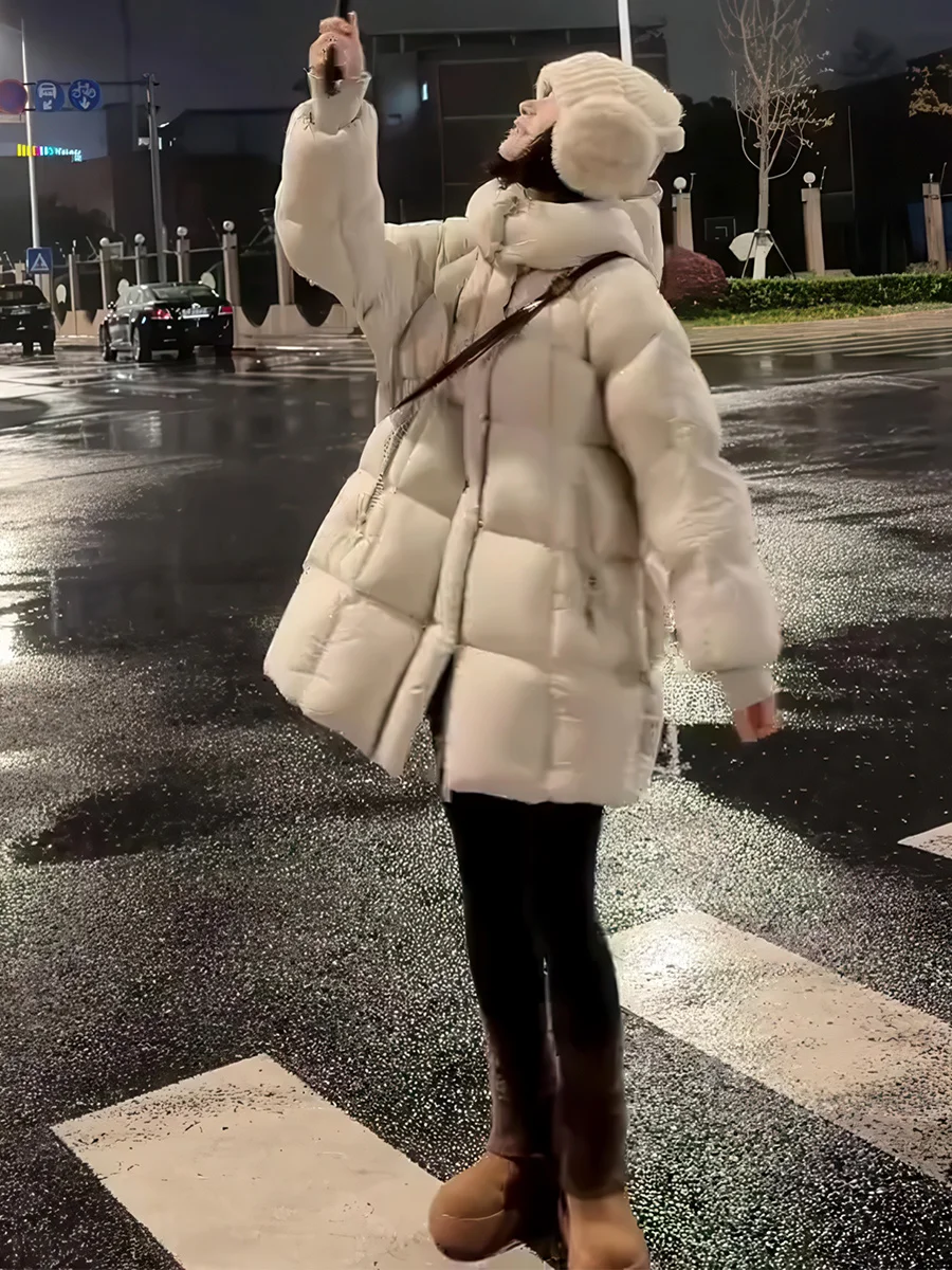 White Du down Cloud Puff Women's Jaet Winter Warm Thiened Long Sve Coat Loose Fit Mid-Length Hooded Faion Outerwear
White Du down Cloud Puff Women's Jaet Winter Warm Thiened Long Sve Coat Loose Fit Mid-Length Hooded Faion Outerwear