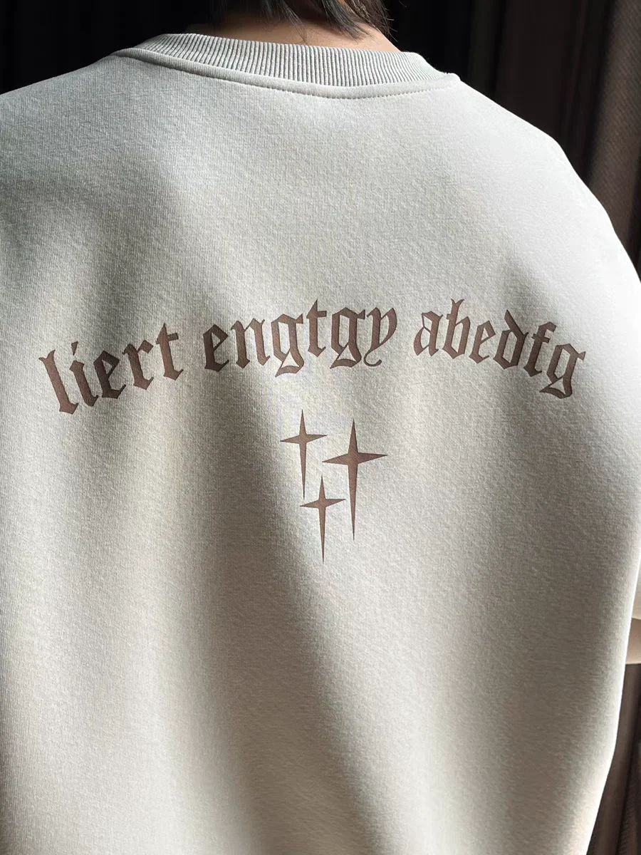 Pure cotton sweatshirt men's American fashion brand high street personality hip-hop letter round neck loose top men clothing
Pure cotton sweatshirt men's American fashion brand high street personality hip-hop letter round neck loose top men clothing