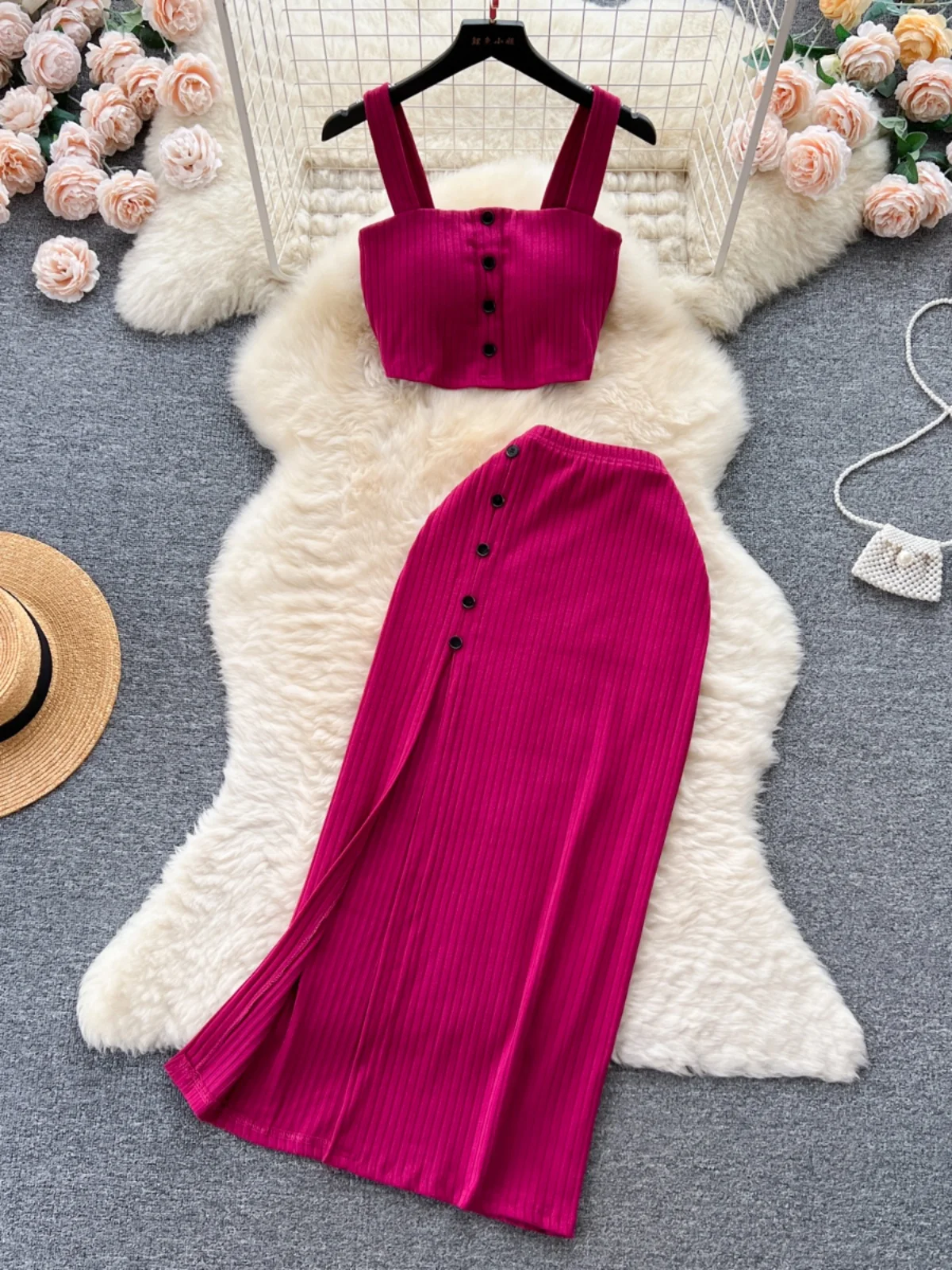 American Style Pure Desire Summer Short Strapless Vest High Waist Slimming Split Halter Skirt Set Women's Fashion Ensemble
American Style Pure Desire Summer Short Strapless Vest High Waist Slimming Split Halter Skirt Set Women's Fashion Ensemble