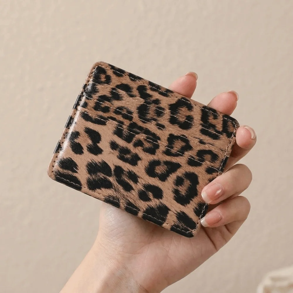 Classics Pu Leather Leopard Print Card Holder Ultra-thin Multi-functional Credit Card Holder Mini Slim Coin Purse Men/Women
Classics Pu Leather Leopard Print Card Holder Ultra-thin Multi-functional Credit Card Holder Mini Slim Coin Purse Men/Women