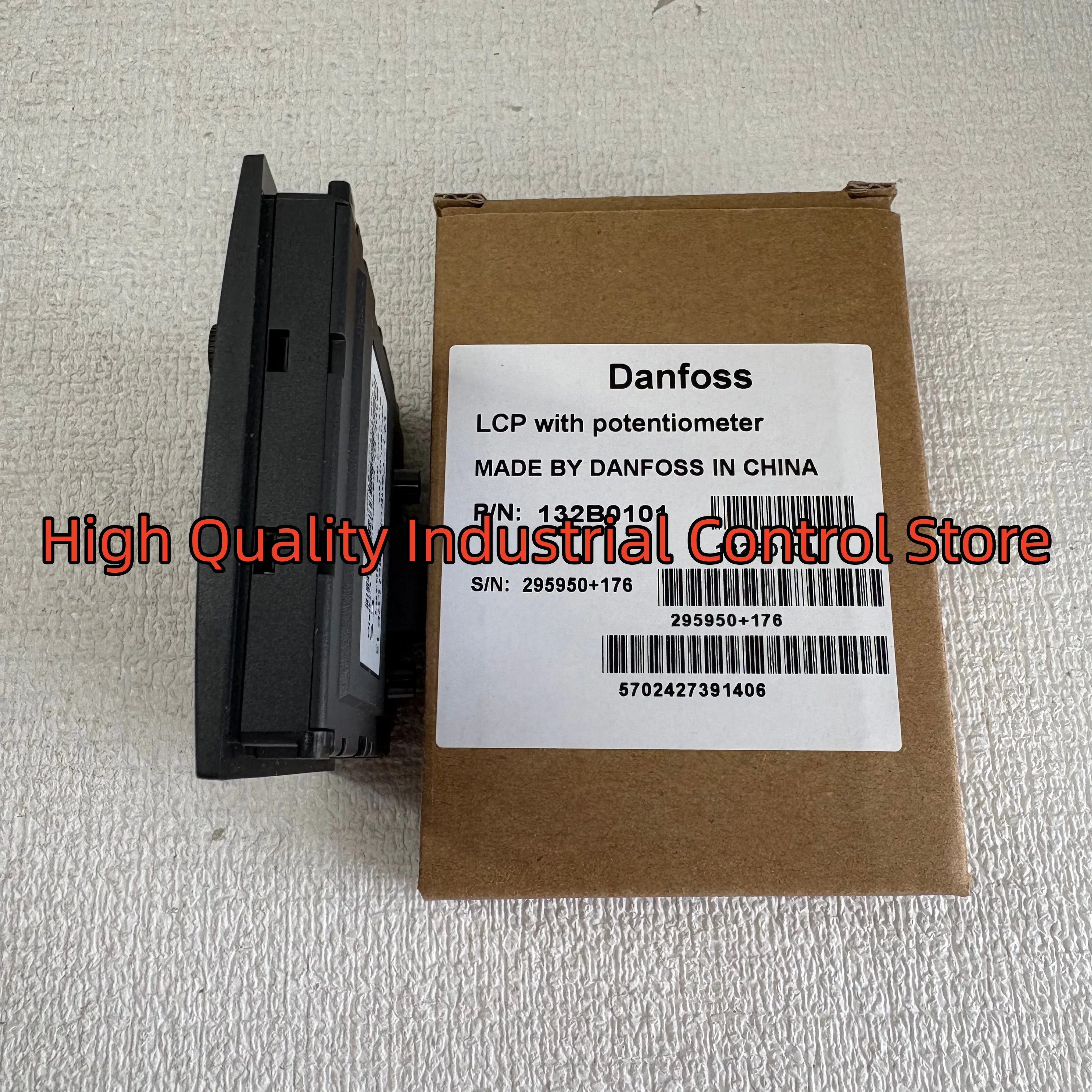 132B0101 LCP12 Brand New Inverter Control Panel
132B0101 LCP12 Brand New Inverter Control Panel