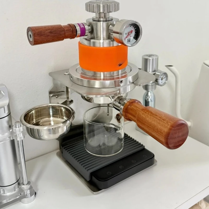 Pneumatic coffee machine G62 handle espresso pneumatic coffee maker household portable coffee cart
Pneumatic coffee machine G62 handle espresso pneumatic coffee maker household portable coffee cart
