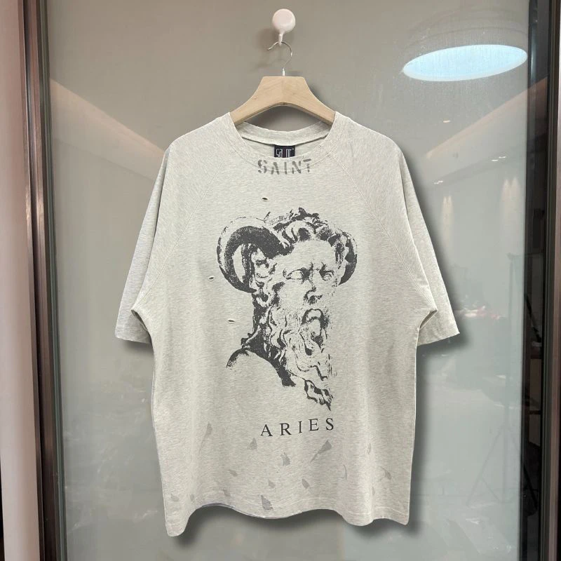 New Stock Summer Vinatge Saint T-shirts Prayer Angel Print Washed Splash-ink Hole Grey Short Sleeve Casual Men Women T Shirts
New Stock Summer Vinatge Saint T-shirts Prayer Angel Print Washed Splash-ink Hole Grey Short Sleeve Casual Men Women T Shirts