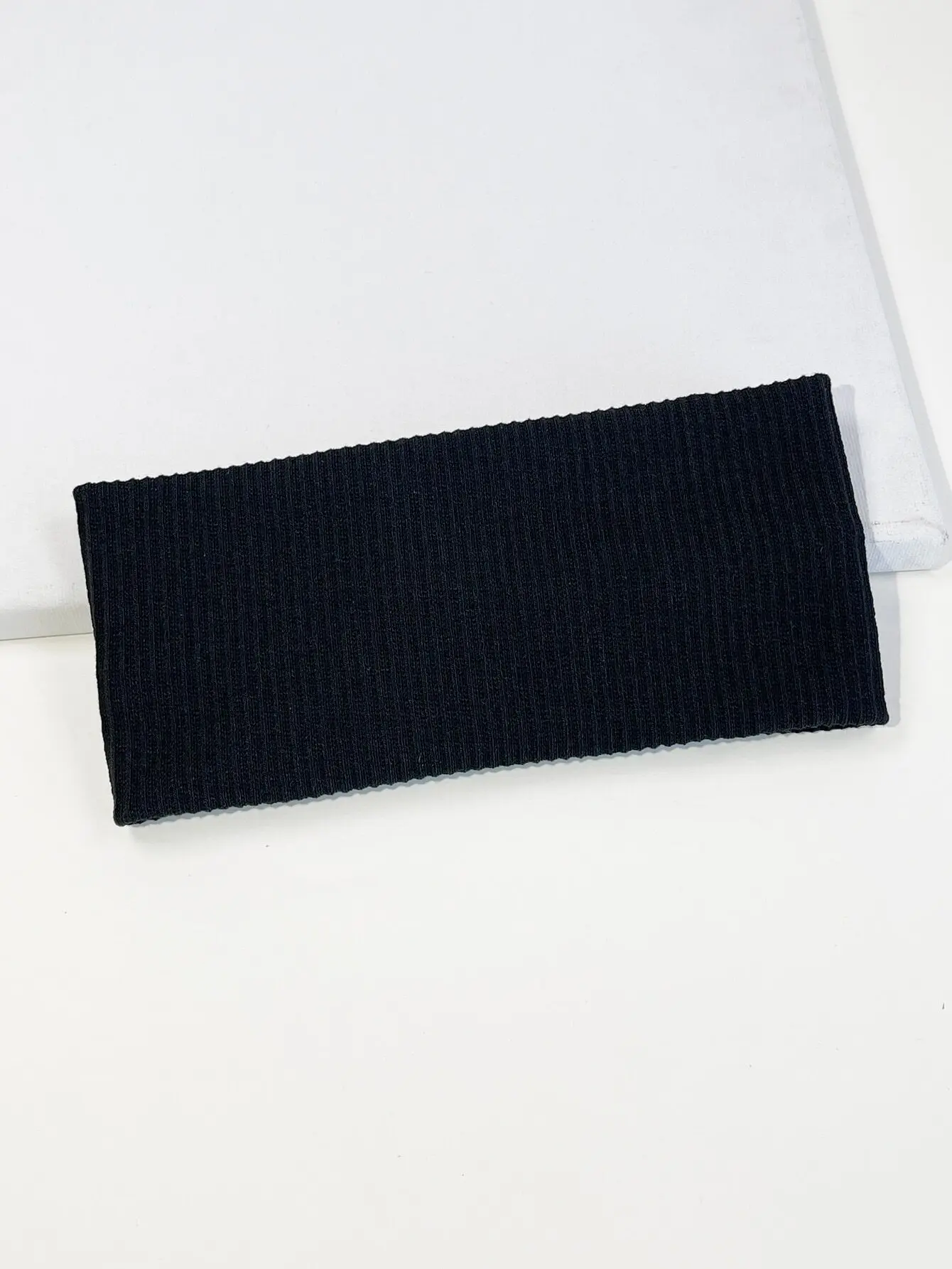 1pc Minimalist Wide Ribbed Knit Headband, Versatile Sports Sweatband & Headwrap For Men & Women, Soft Elastic Hair Band For Fitness, Yoga & Daily Outfits
1pc Minimalist Wide Ribbed Knit Headband, Versatile Sports Sweatband & Headwrap For Men & Women, Soft Elastic Hair Band For Fitness, Yoga & Daily Outfits
