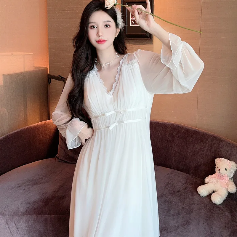 Sexy Thin Long Sleeved Chiffon Nightdress Women's Summer Mesh Nightgown Princess Lace Ladies Sleepwear Nightshirt
Sexy Thin Long Sleeved Chiffon Nightdress Women's Summer Mesh Nightgown Princess Lace Ladies Sleepwear Nightshirt