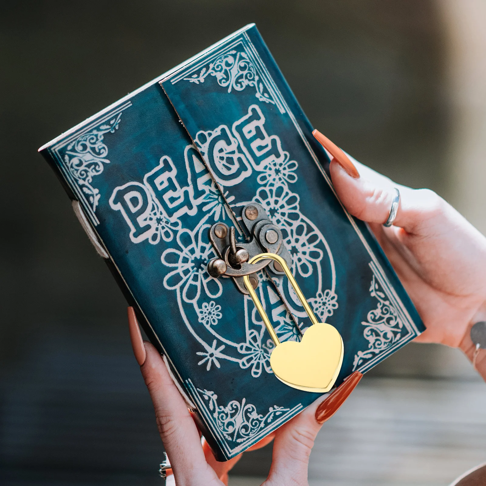 Travel Luggage Backpack Briefcase Trolley Gym Cabinets Suitcase Small Heart Padlock Key Couples Wishing Lock Jewelry Box Diary
Travel Luggage Backpack Briefcase Trolley Gym Cabinets Suitcase Small Heart Padlock Key Couples Wishing Lock Jewelry Box Diary