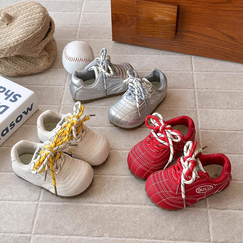 Children's Sports Shoes 2025 Autumn Fashion New Girls' Functional Shoes Lightweight Boys' Casual Shoes Soft Soled Walking
Children's Sports Shoes 2025 Autumn Fashion New Girls' Functional Shoes Lightweight Boys' Casual Shoes Soft Soled Walking