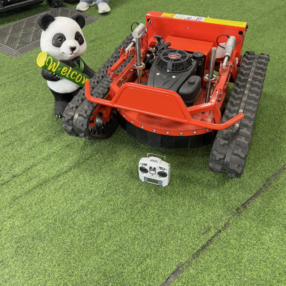 Customized new tank version off-road lawn mower with strong adaptability, good passability, and wireless technology
Customized new tank version off-road lawn mower with strong adaptability, good passability, and wireless technology