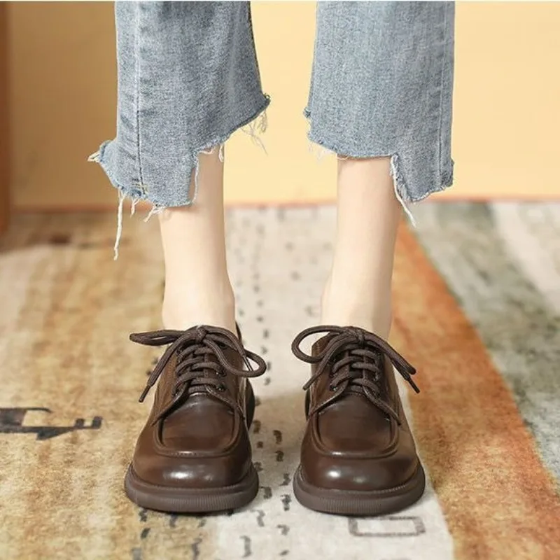 2026 Spring Autumn New Women's Work Loafers British Style Leather Shoes Versatile Black Brown Thin Lightweight Casual Footwear
2026 Spring Autumn New Women's Work Loafers British Style Leather Shoes Versatile Black Brown Thin Lightweight Casual Footwear