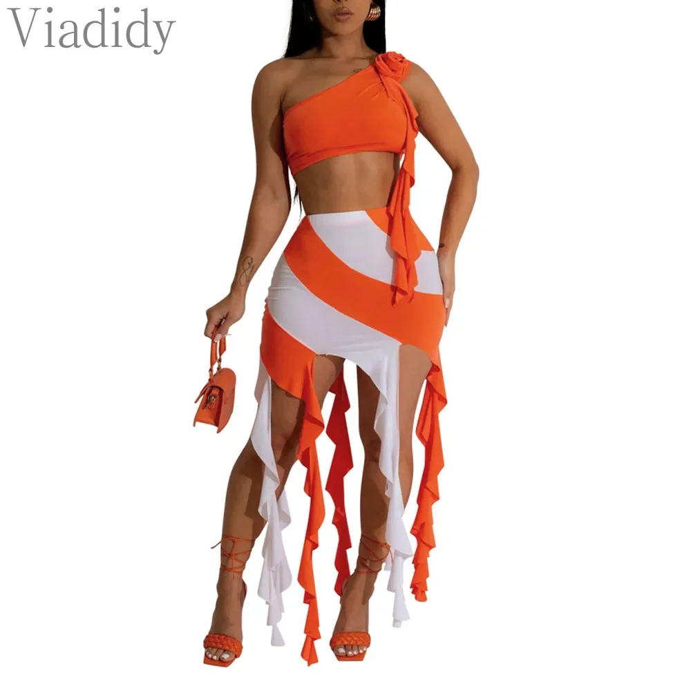 Women Sexy Stripes Print One Shoulder Top and High Waist Tassels Decor Mini Skirt 2pcs Set
Women Sexy Stripes Print One Shoulder Top and High Waist Tassels Decor Mini Skirt 2pcs Set