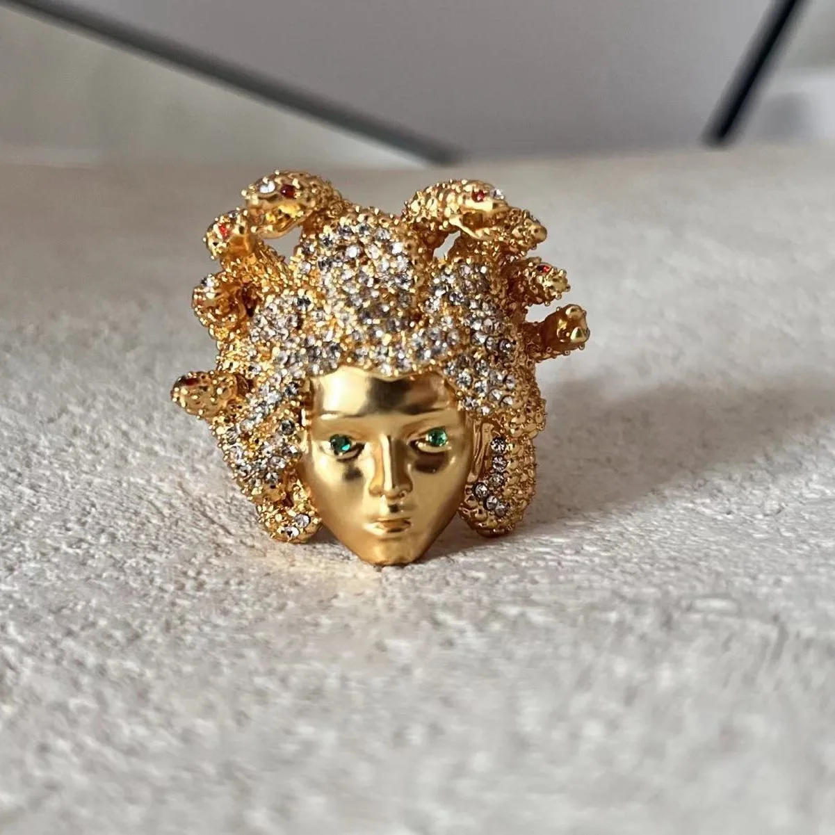 2026 New Medusa Open Adjustable Ring Trendy Personality Punk Gothic Finger Ring Fashion Statement Jewelry Gift For Men Women
2026 New Medusa Open Adjustable Ring Trendy Personality Punk Gothic Finger Ring Fashion Statement Jewelry Gift For Men Women