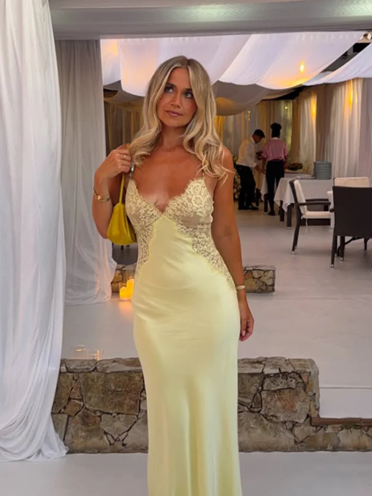 Women Luxury Silky Slip Maxi Dress Eyelash Lace Trim V Neck Low Back Floor Length Mermaid Gown Beach Wedding Guest Evening Dress
Women Luxury Silky Slip Maxi Dress Eyelash Lace Trim V Neck Low Back Floor Length Mermaid Gown Beach Wedding Guest Evening Dress